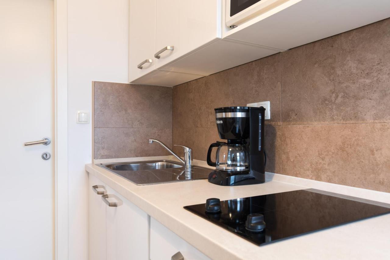 Apartmani Laura Krk Krk Town Extérieur photo